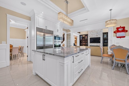 7788 Railway Avenue, Richmond, BC 