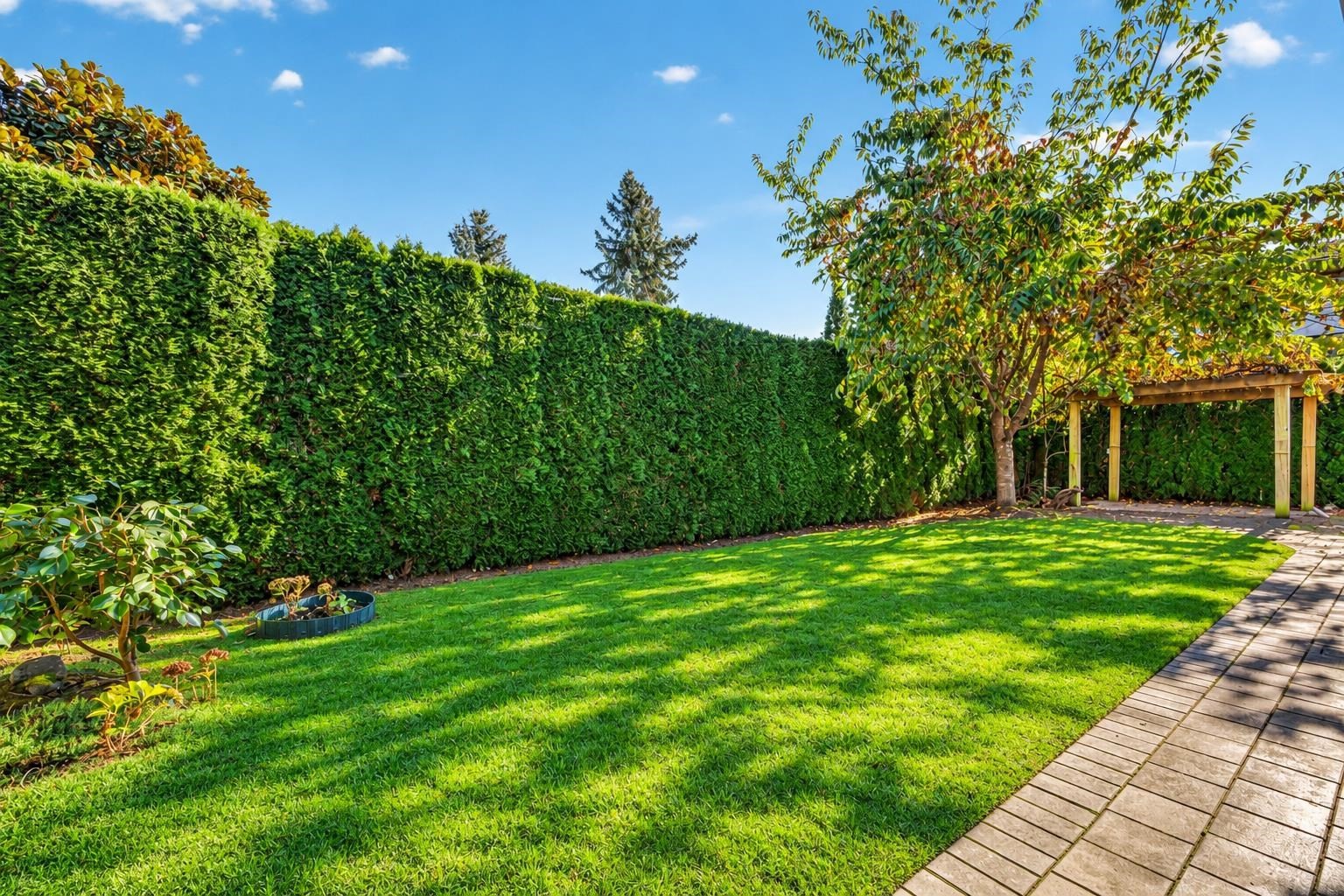 7788 Railway Avenue, Richmond, BC