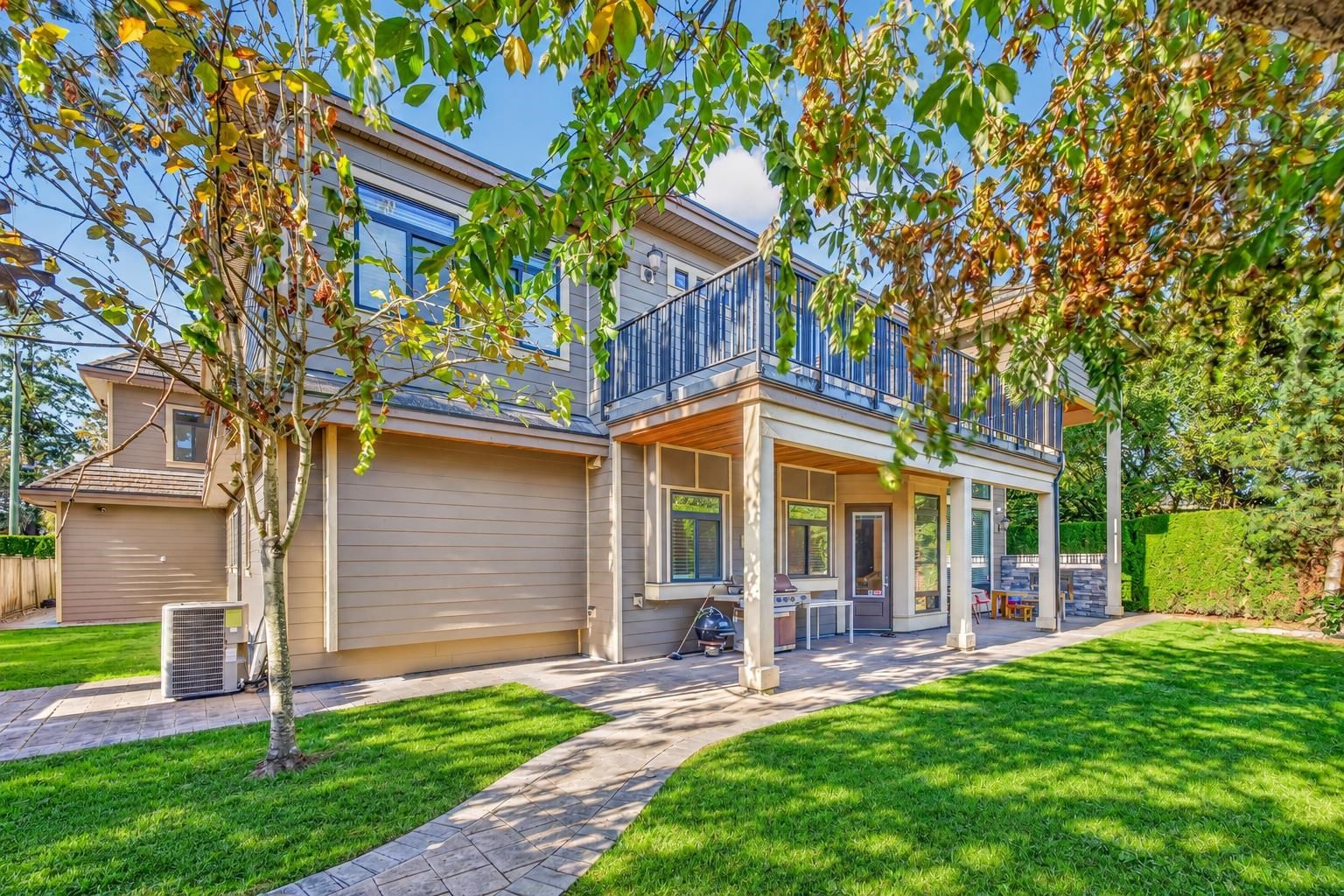 7788 Railway Avenue, Richmond, BC