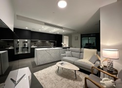 706-1601 Quebec Street  Vancouver, BC V6A 0J9