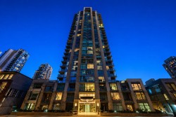 1805-928 Richards Street  Vancouver, BC V6B 6P6