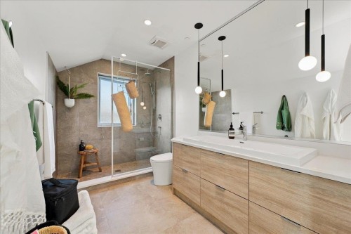 4837 Ross Street, Vancouver, BC 