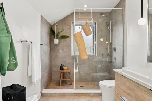 4837 Ross Street, Vancouver, BC 