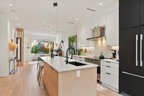 4837 Ross Street, Vancouver, BC 