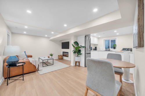 853 20Th Avenue E, Vancouver, BC 