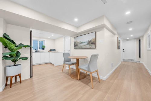853 20Th Avenue E, Vancouver, BC 