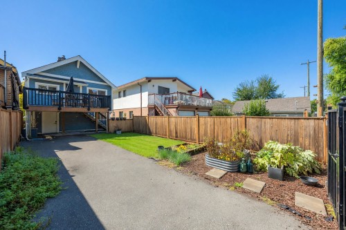 853 20Th Avenue E, Vancouver, BC 