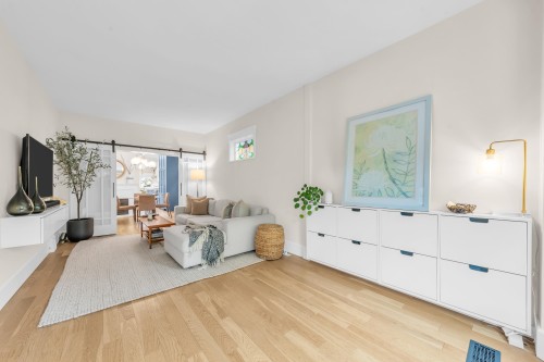 853 20Th Avenue E, Vancouver, BC 