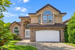 2570 Diamond Crescent  Coquitlam, BC V3E 3A3
