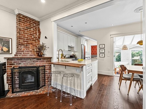 2634 Hemlock Street, Vancouver, BC 
