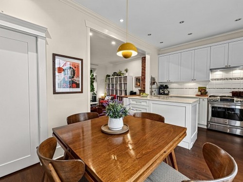 2634 Hemlock Street, Vancouver, BC 