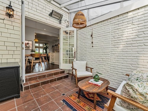 2634 Hemlock Street, Vancouver, BC 