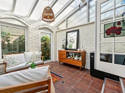 2634 Hemlock Street, Vancouver, BC 