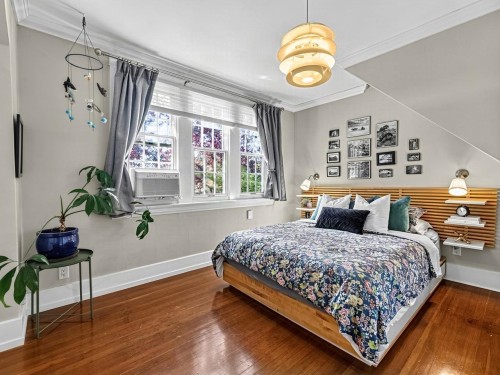 2634 Hemlock Street, Vancouver, BC 