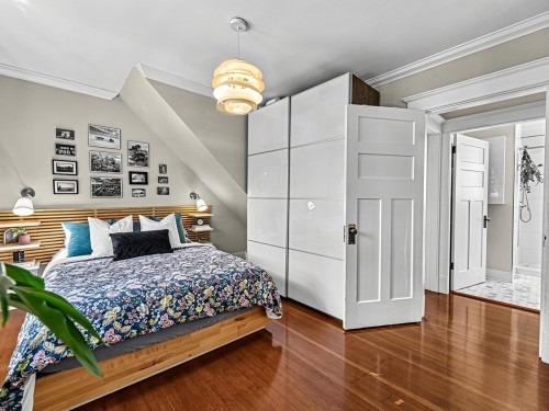 2634 Hemlock Street, Vancouver, BC 