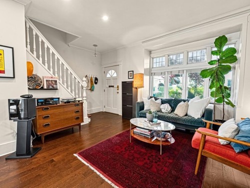 2634 Hemlock Street, Vancouver, BC 