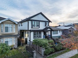 2216 Mannering Avenue  Vancouver, BC V5N 3C4