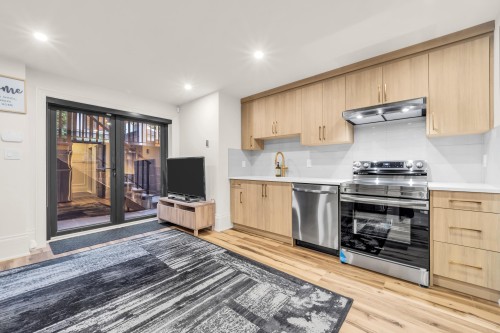 1443 57Th Avenue W, Vancouver, BC 
