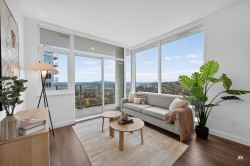 2207-518 Clarke Road  Coquitlam, BC V3J 3X2