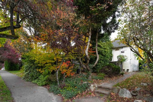 5482 Ross Street, Vancouver, BC 