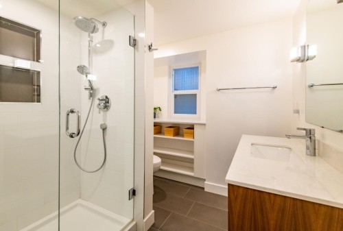 5898 Quebec Street, Vancouver, BC 