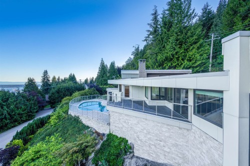 1151 Millstream Road, West Vancouver, BC 