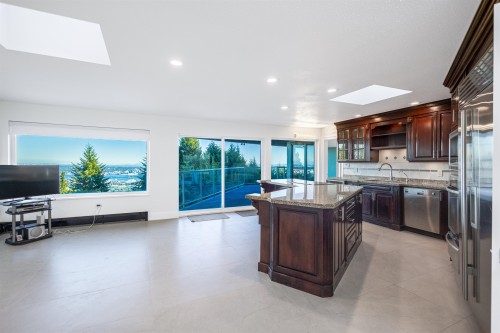 1151 Millstream Road, West Vancouver, BC 