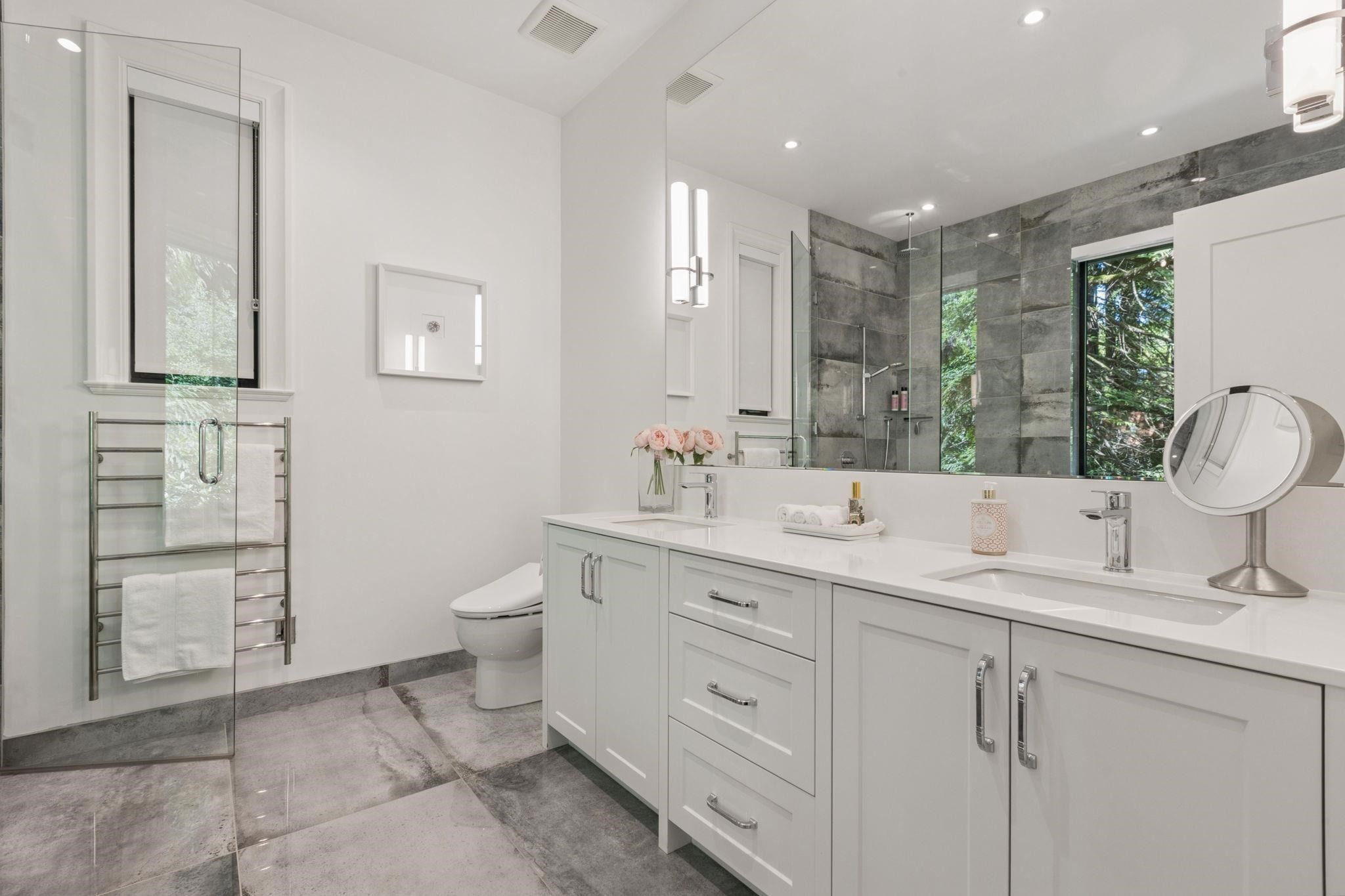 435 Macbeth Crescent, West Vancouver, BC