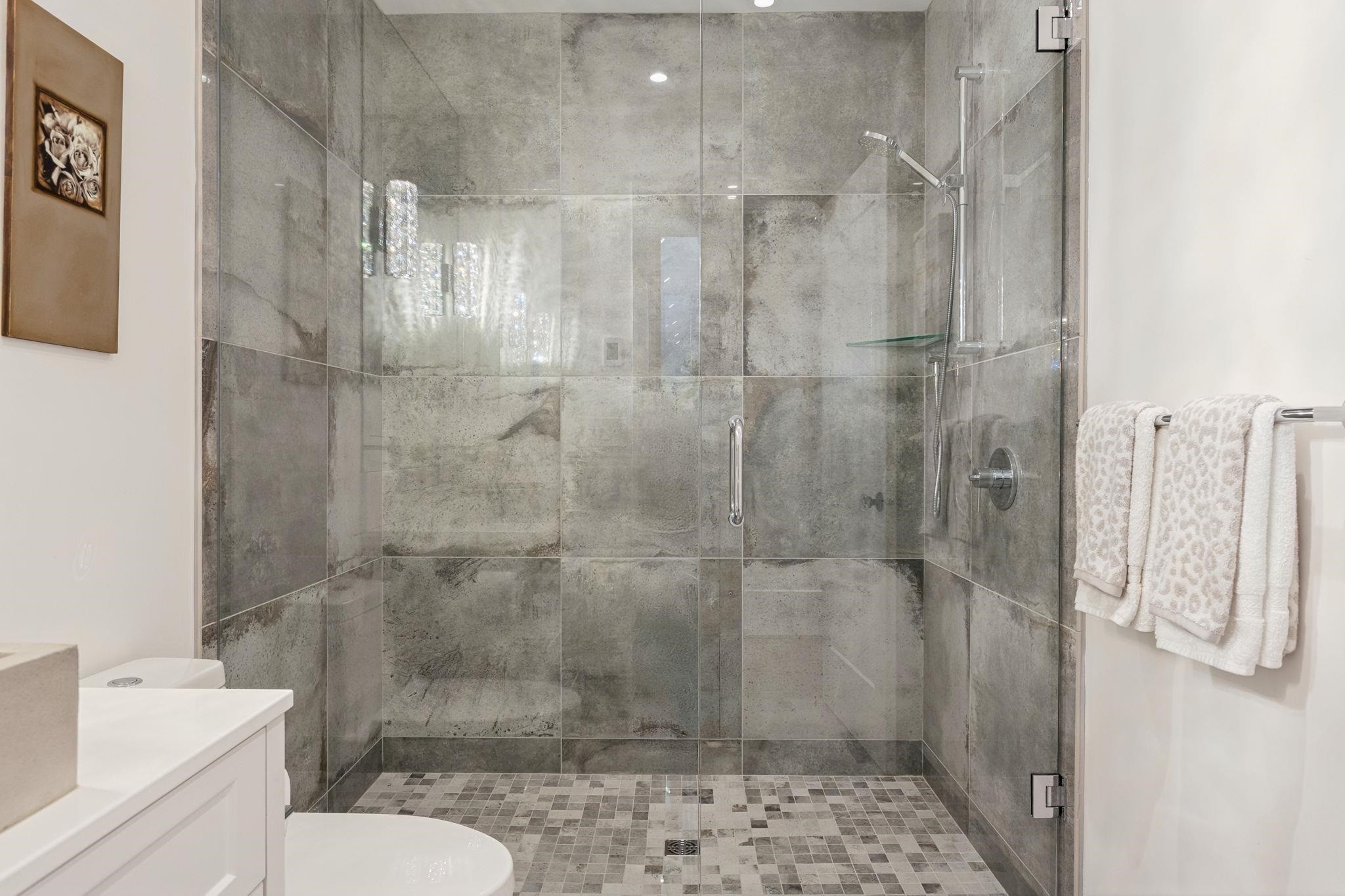 435 Macbeth Crescent, West Vancouver, BC