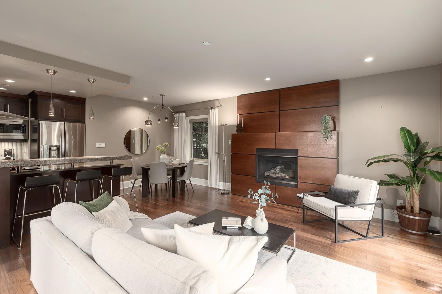 850 10Th Avenue E, Vancouver, BC