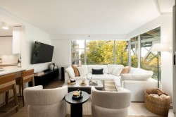 501-1006 Beach Avenue  Vancouver, BC V6E 1T7