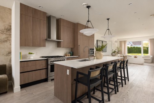 238 19Th Street E, North Vancouver, BC 