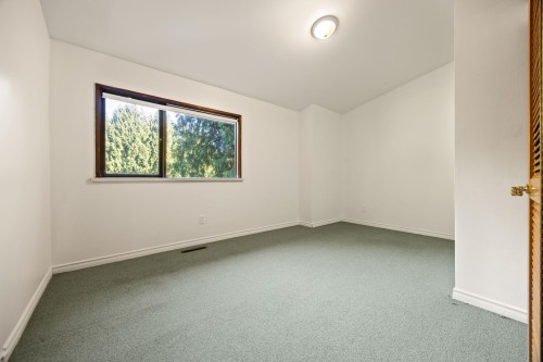 3290 Hazel Avenue, Coquitlam, BC 
