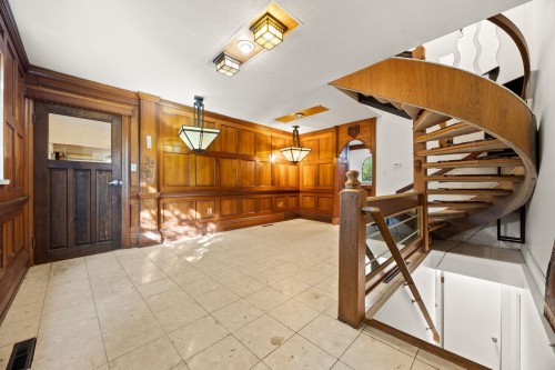 3290 Hazel Avenue, Coquitlam, BC 