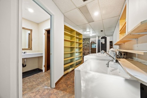 3290 Hazel Avenue, Coquitlam, BC 