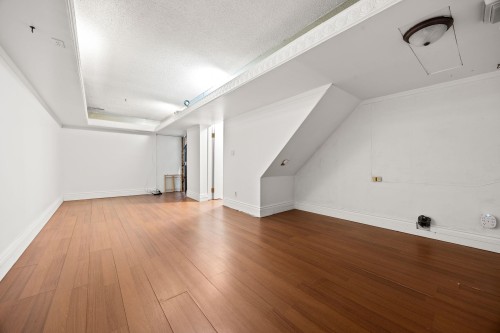 3290 Hazel Avenue, Coquitlam, BC 