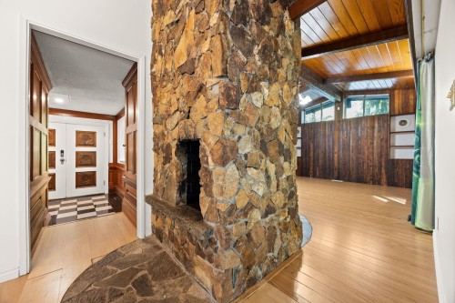 3290 Hazel Avenue, Coquitlam, BC 