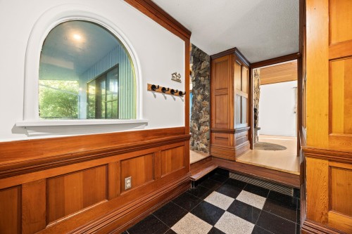 3290 Hazel Avenue, Coquitlam, BC 