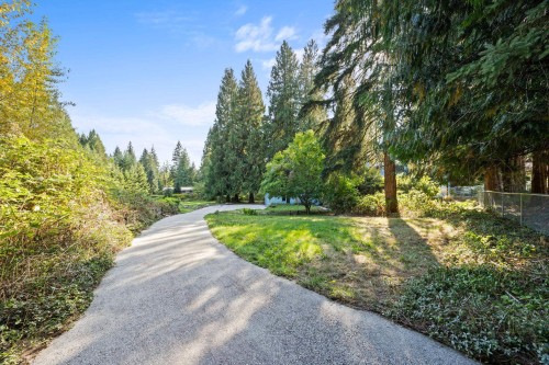 3290 Hazel Avenue, Coquitlam, BC 