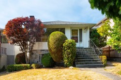 5363 Dumfries Street  Vancouver, BC V5P 3A3