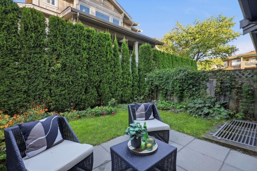 248 6Th Street E, North Vancouver, BC 