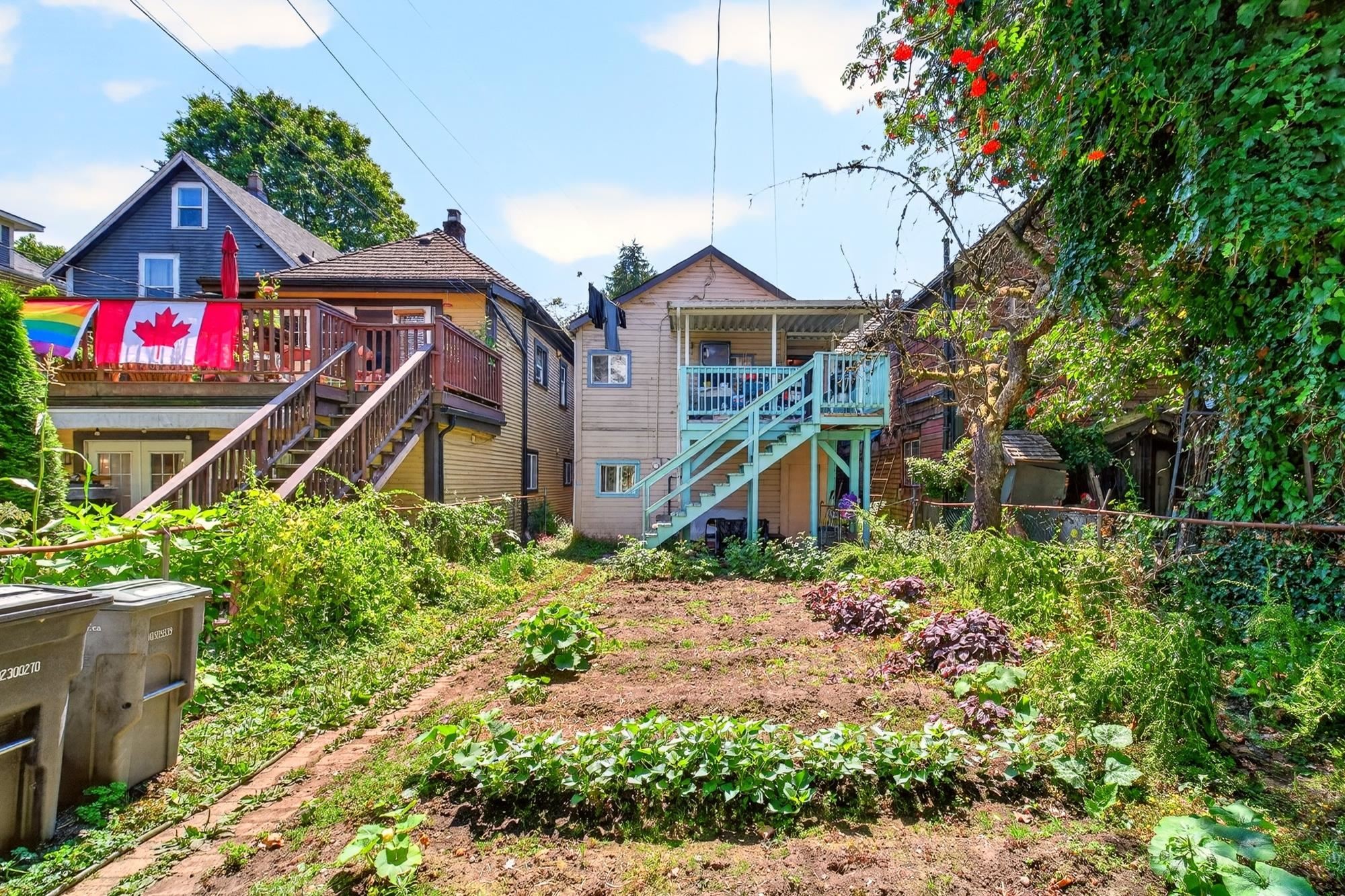 777 Pender Street E, Vancouver, BC