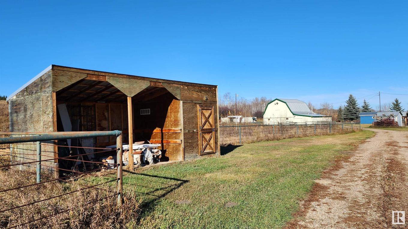 7308 Twp Rd 562, Rural St. Paul County, AB - Outdoor