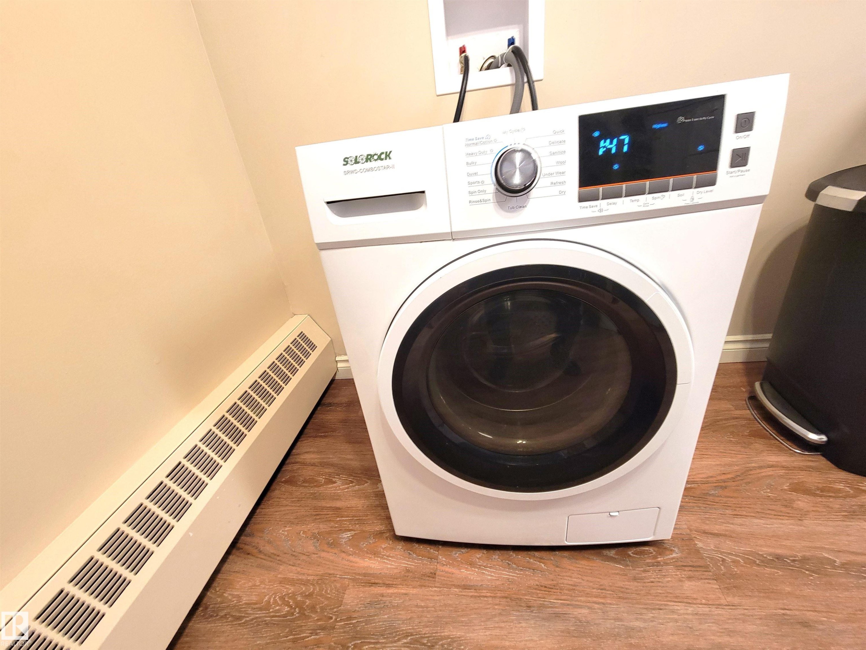 101 911 10 Street, Cold Lake, AB - Indoor Photo Showing Laundry Room