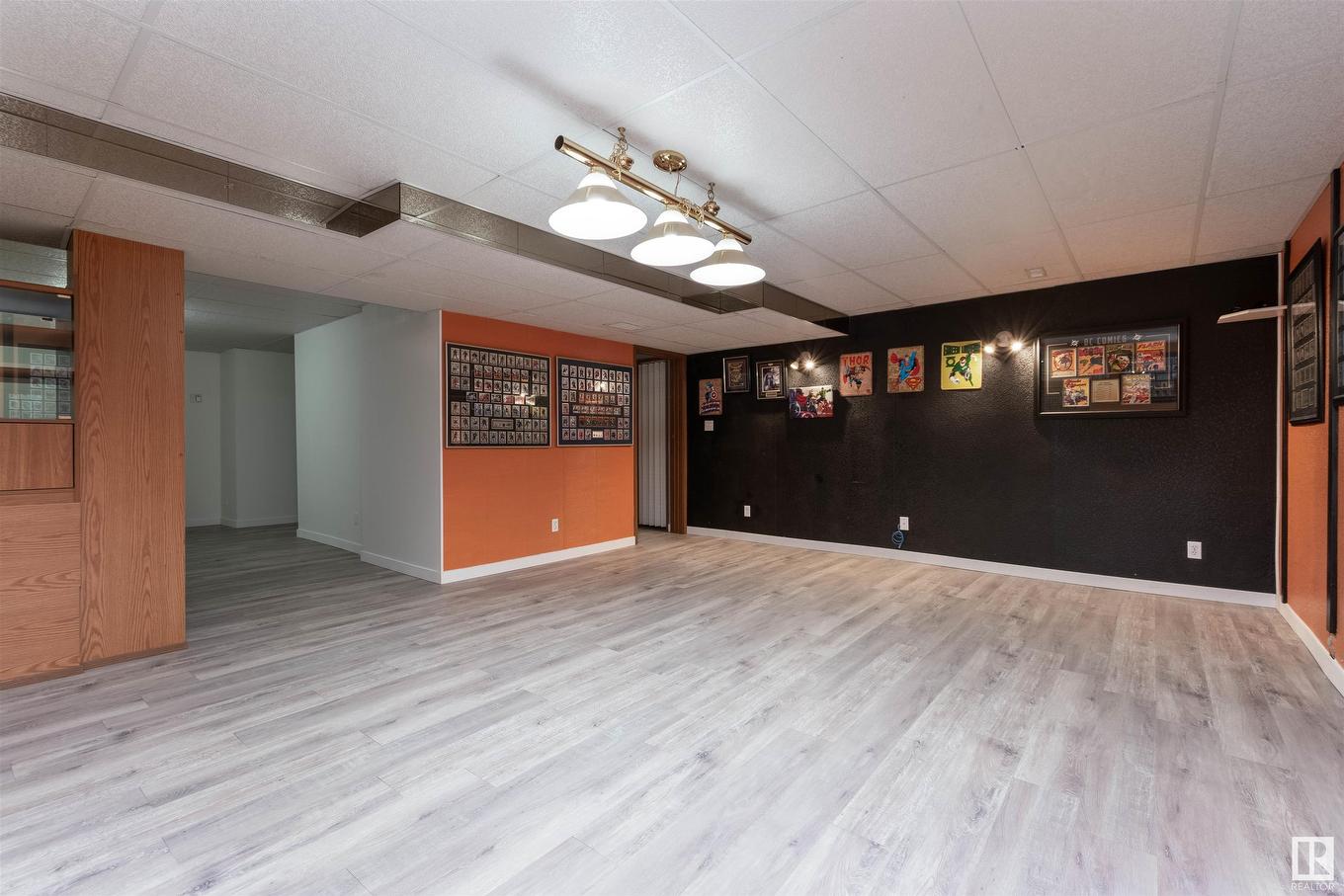 4126 46 Street, Vegreville, AB - Indoor