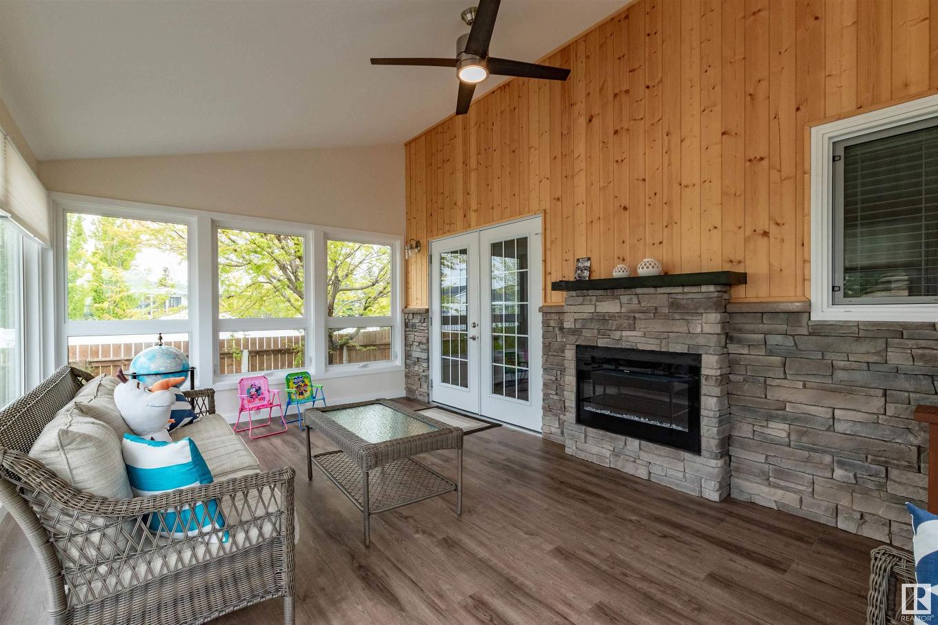 4126 46 Street, Vegreville, AB - Indoor Photo Showing Living Room With Fireplace