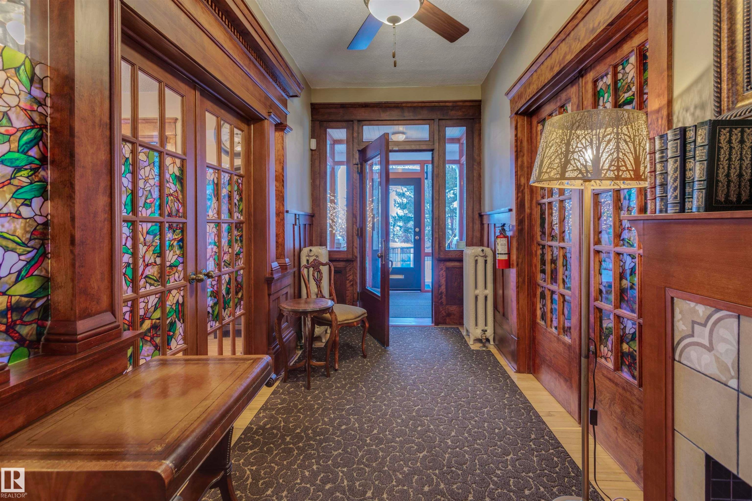 10417 Saskatchewan Drive, Edmonton, AB - Indoor Photo Showing Other Room