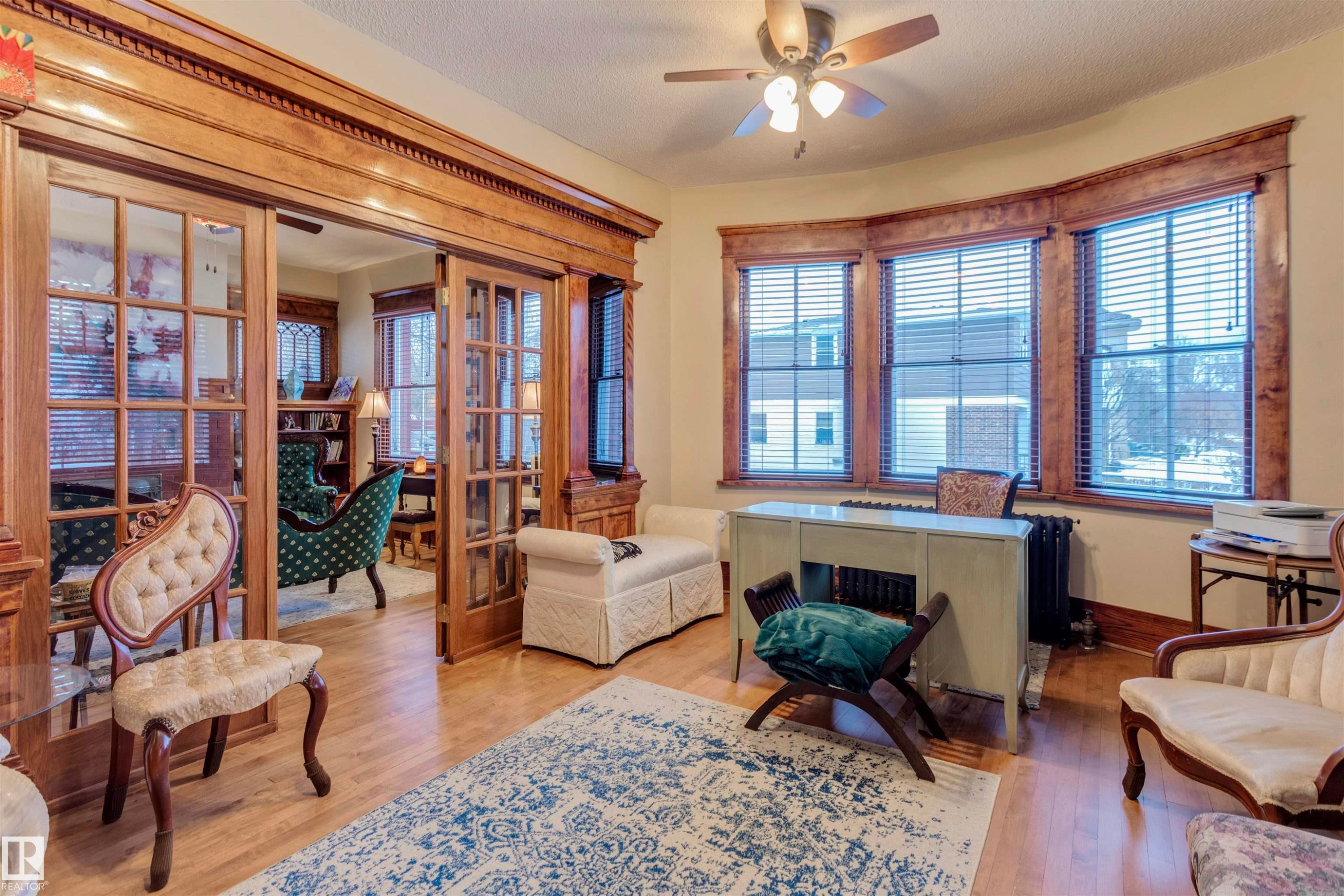 10417 Saskatchewan Drive, Edmonton, AB - Indoor