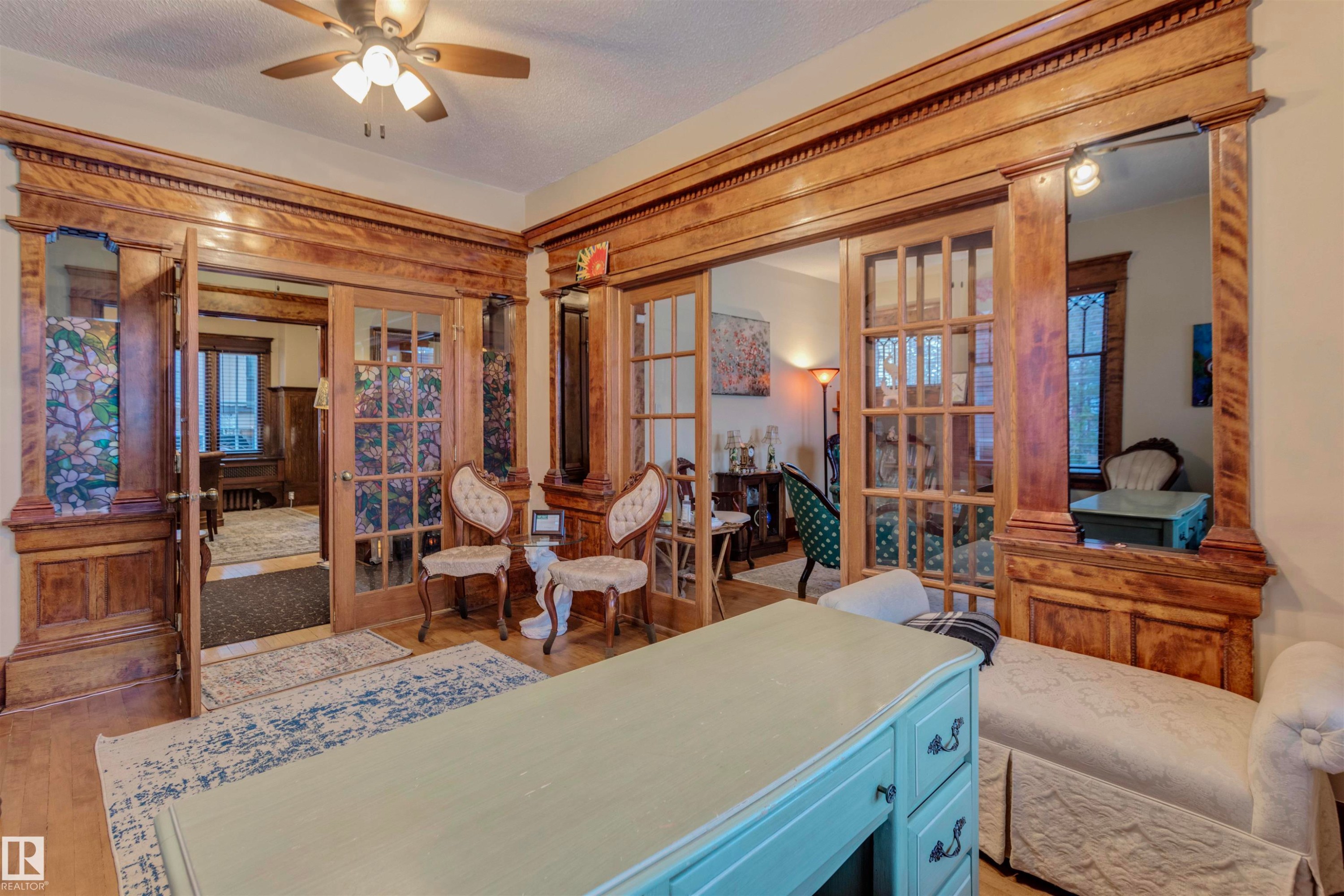 10417 Saskatchewan Drive, Edmonton, AB - Indoor