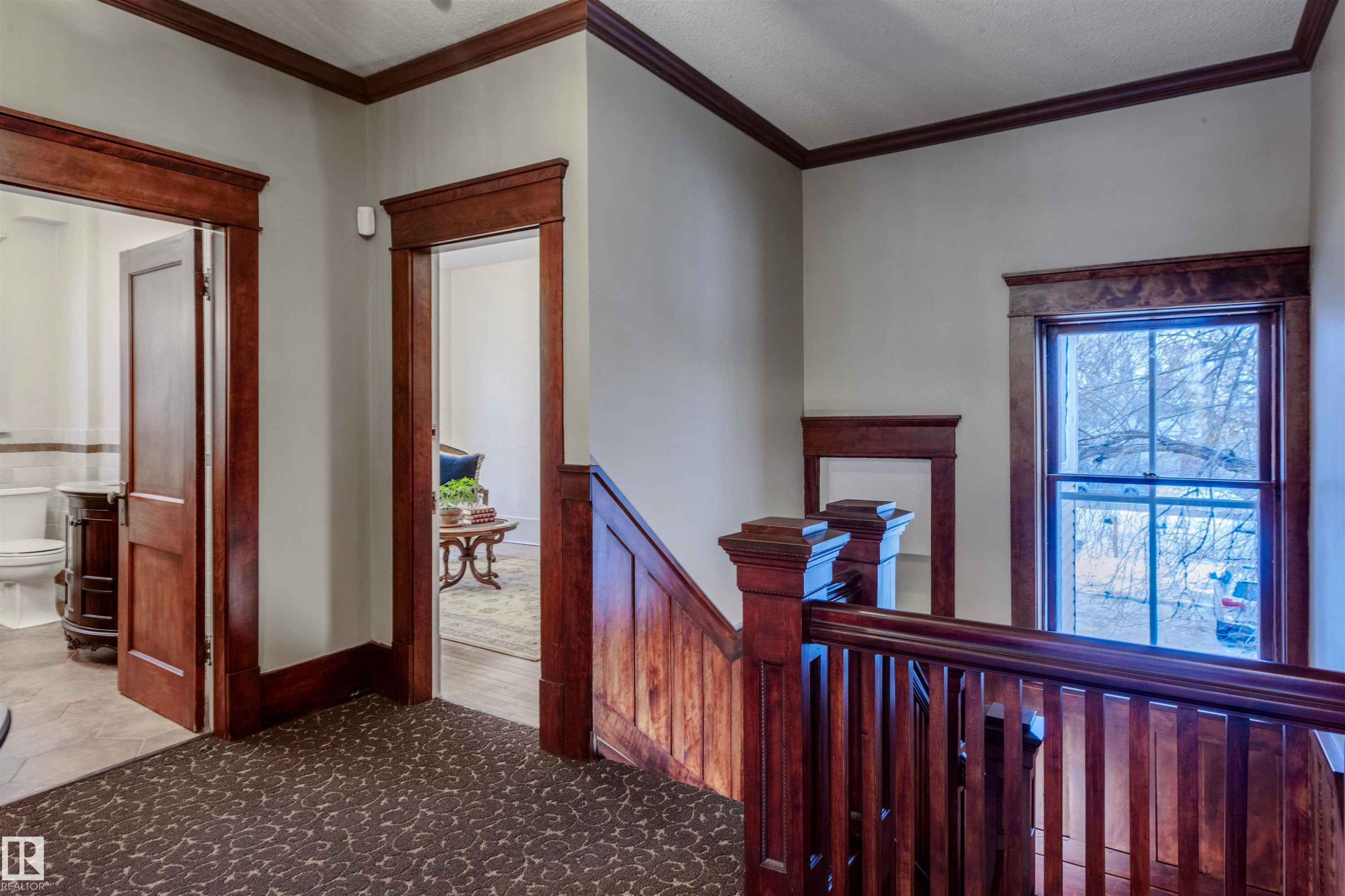 10417 Saskatchewan Drive, Edmonton, AB - Indoor Photo Showing Other Room